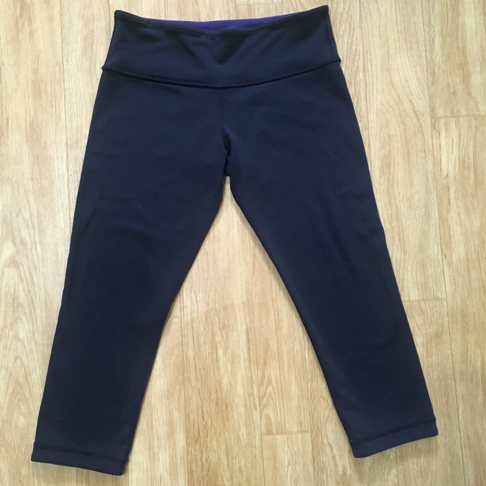Lululemon Reversible Leggings - Picture 3 of 6